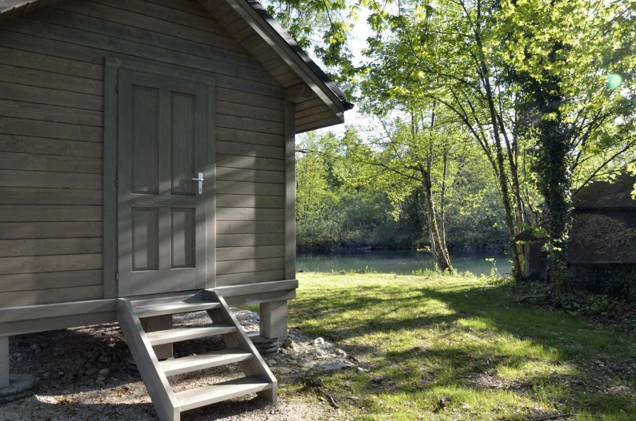Les Lodges Du Lac Saint-Alban-de-Montbel Kültér fotó